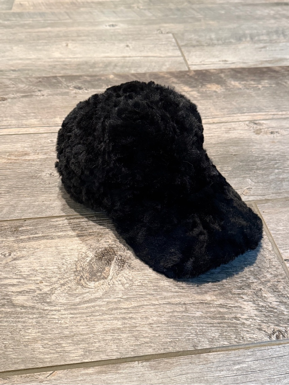 Plush Faux Fur Baseball Cap - Black